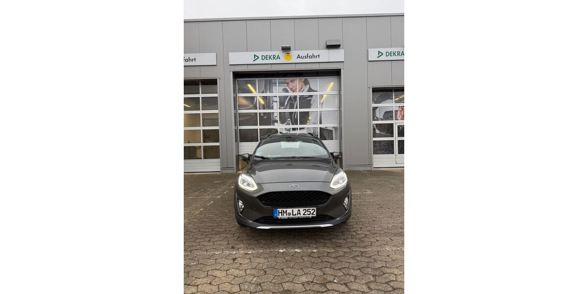 Ford Fiesta 84.300 km 11.500 &euro; Braunschweig 38100