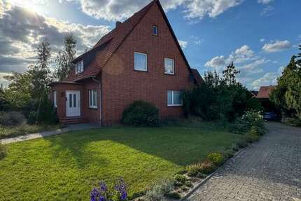 Haus Gifhorn_Kreis Wesendorf - 7 Zimmer, 194 m&sup2;, 355.000&euro; | Angebot:25927417