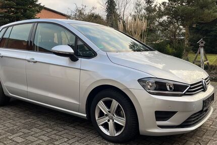 VW Golf Sportsvan 48.250 km 13.700 &euro; Ilsede 31241