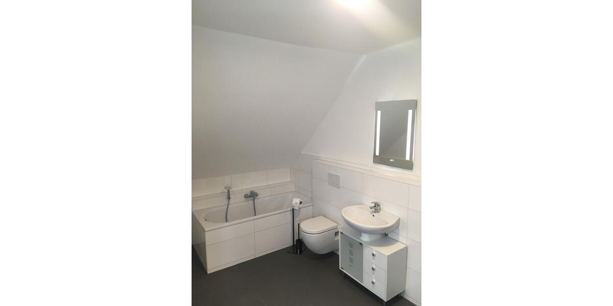 Dachgeschoßwohnung Braunschweig Westliches Ringgebiet - 2 Zimmer, 51 m&sup2;, 600&euro; | Angebot:25976401