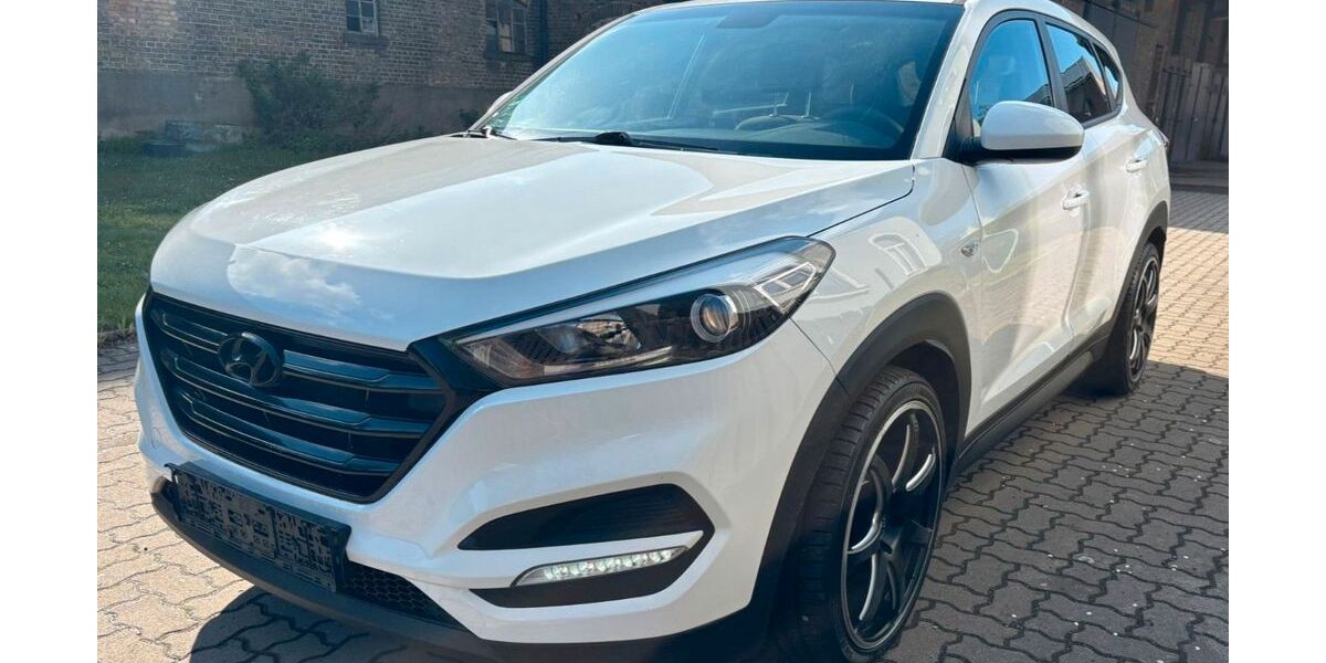 Hyundai TUCSON 60.439 km 15.300 &euro; Salzgitter 38229