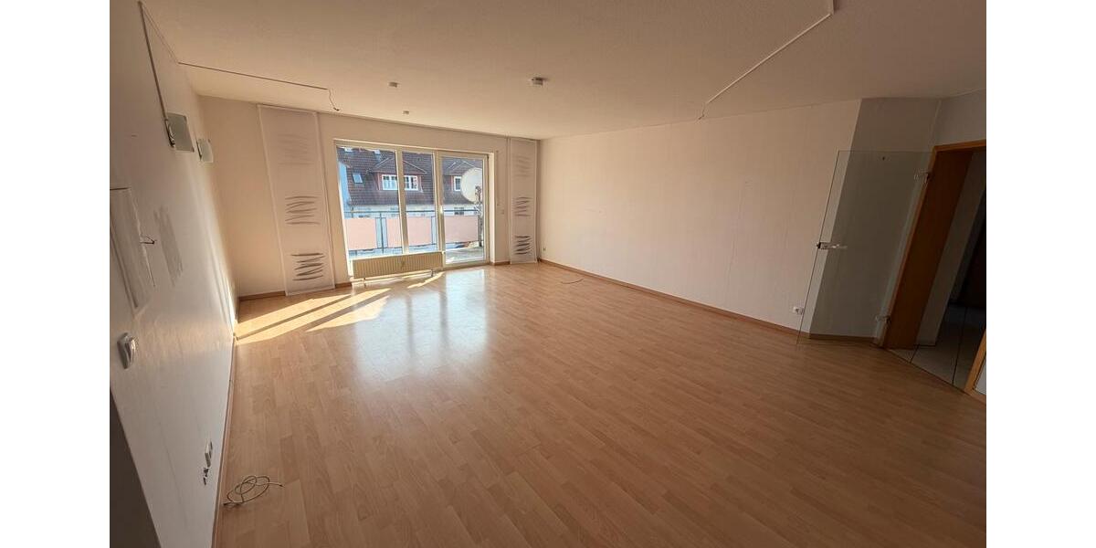 Etagenwohnung Schwülper - 5 Zimmer, 103 m&sup2;, 297.000&euro; | Angebot:27258900