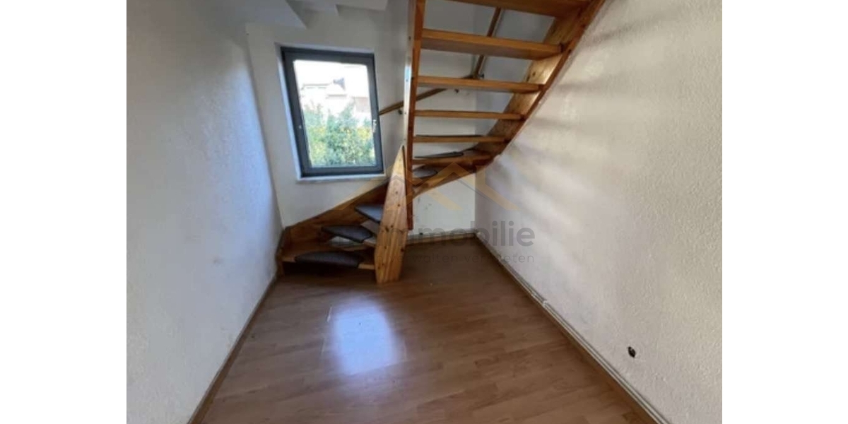 Mehrfamilienhaus mit 5 Wohnungen, mit Potenzial zur Aufteilung - Mehrfamilienhaus, Wohnhaus Lehre Helmstedt | Angebot:23765425