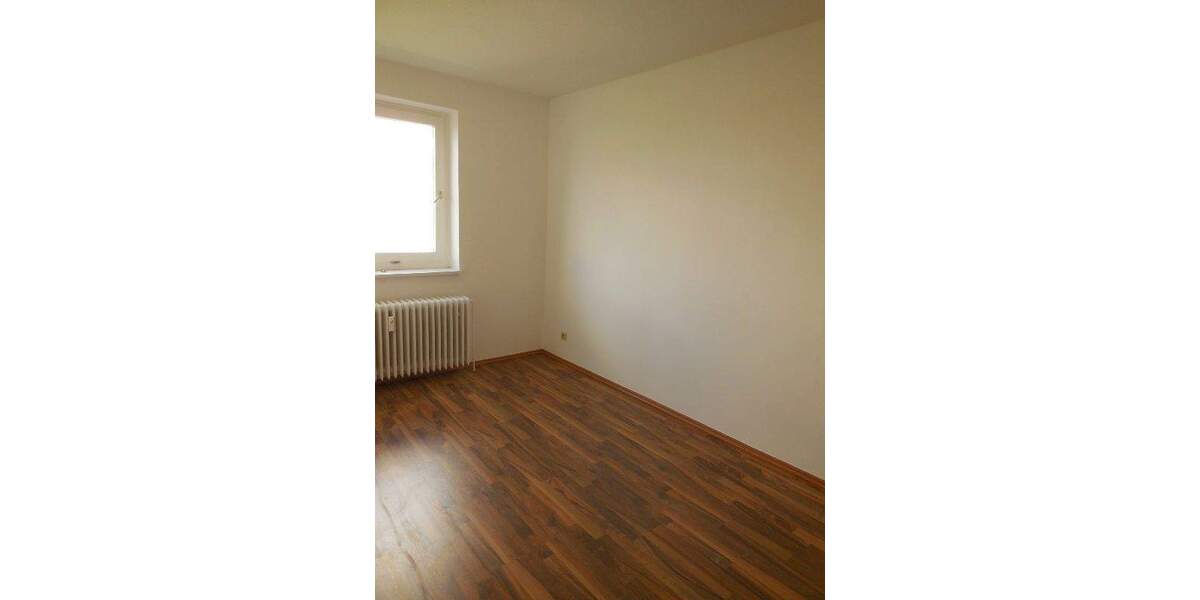 Etagenwohnung Salzgitter Lebenstedt - 3 Zimmer, 73 m&sup2;, 441&euro; | Angebot:24608914