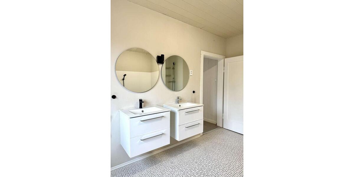 Einfamilienhaus Gifhorn - 5 Zimmer, 136 m&sup2;, 1.350&euro; | Angebot:25965626