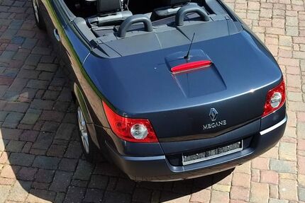 Renault Megane 99.750 km 3.799 &euro; Braunschweig 38110