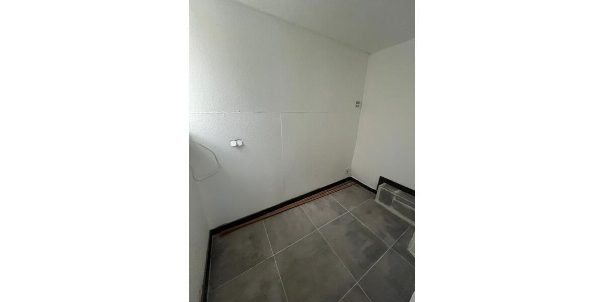 Etagenwohnung Peine Südstadt - 3 Zimmer, 95 m&sup2;, 1.061&euro; | Angebot:26143312