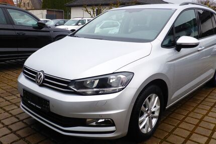 VW Touran 127.500 km 16.990 &euro; Wolfenbüttel 38304