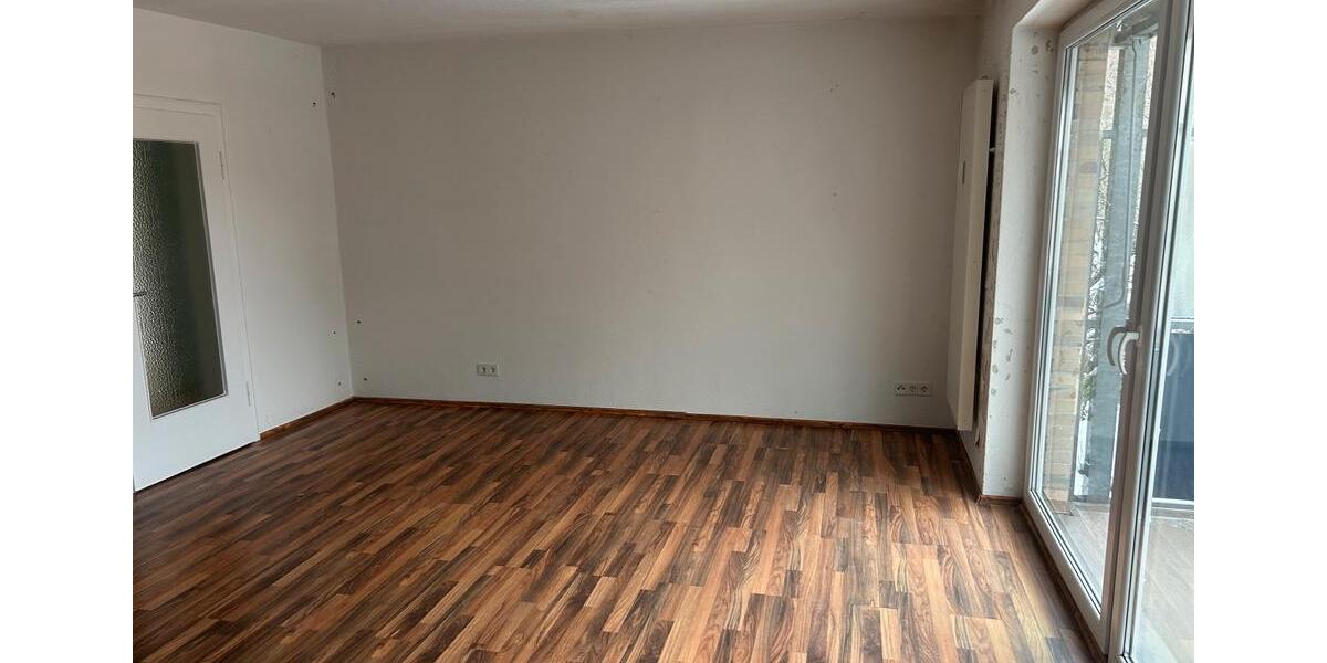 Etagenwohnung Braunschweig Wabe-Schunter-Beberbach - 3 Zimmer, 74 m&sup2;, 620&euro; | Angebot:24785316
