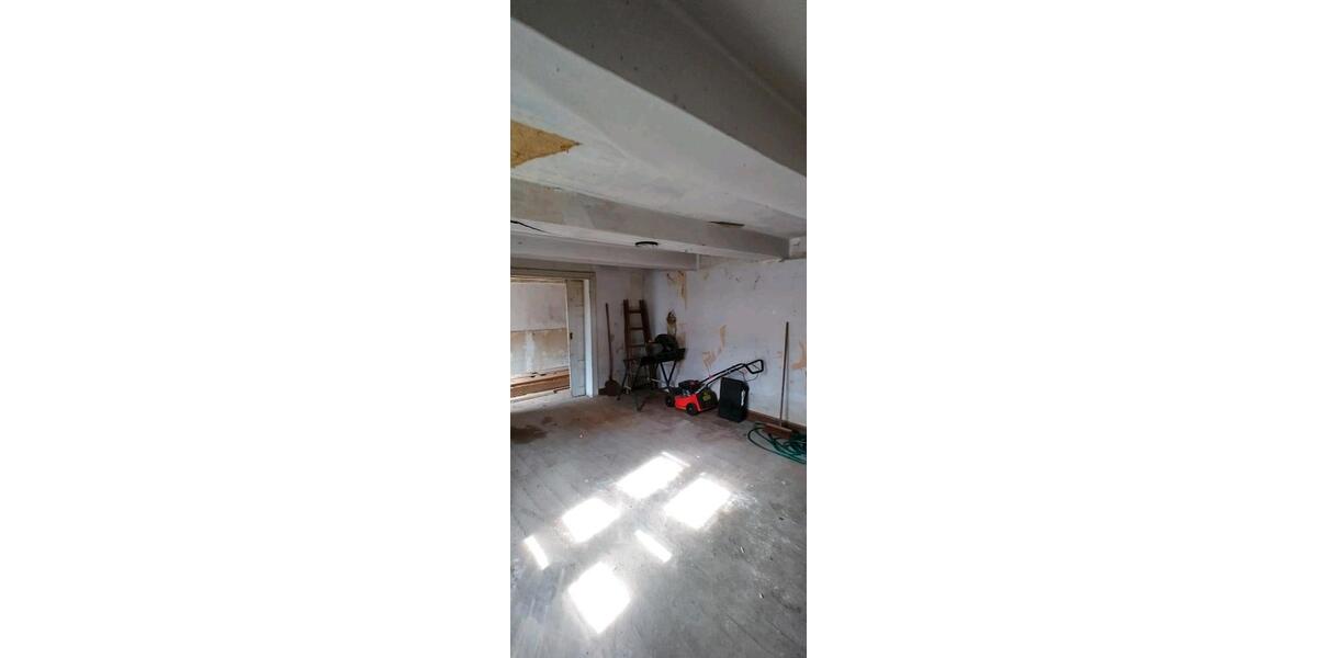 Einfamilienhaus Lengede - 10 Zimmer, 380 m&sup2;, 27.900&euro; | Angebot:25718711