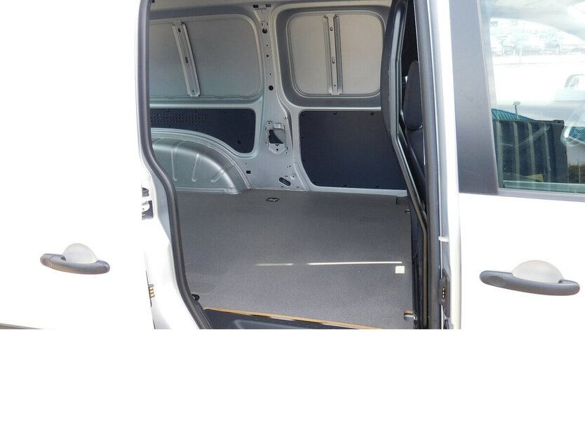 VW Caddy Maxi Abt-e Elektrik DSG Automatik 13.200 km 13.990 € Vordorf 38533