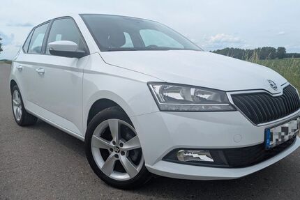 Skoda Fabia 52.800 km 9.490 &euro; Edemissen 31234