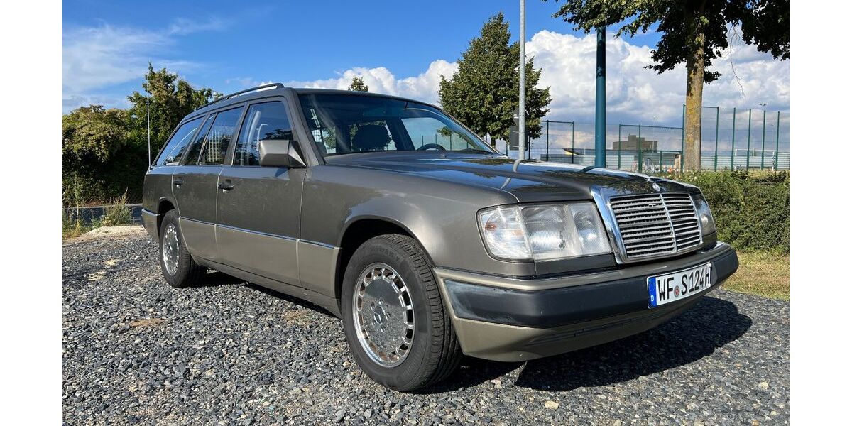 Mercedes-Benz E 300 171.485 km 14.400 &euro; Wittmar 38329