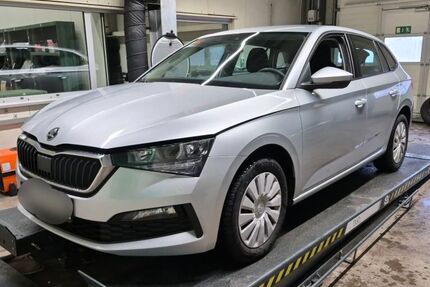 Skoda Scala 175.578 km 8.990 &euro; Braunschweig 38122