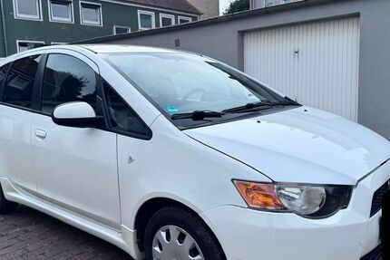 Mitsubishi Colt 69.920 km 4.200 € Salzgitter 38226