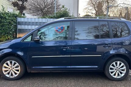 VW Touran 238.000 km 7.999 &euro; Braunschweig 38108