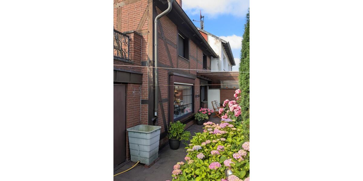Doppelhaushälfte Braunschweig Timmerlah-Geitelde-Stiddien - 9 Zimmer, 185 m&sup2;, 329.000&euro; | Angebot:23013804