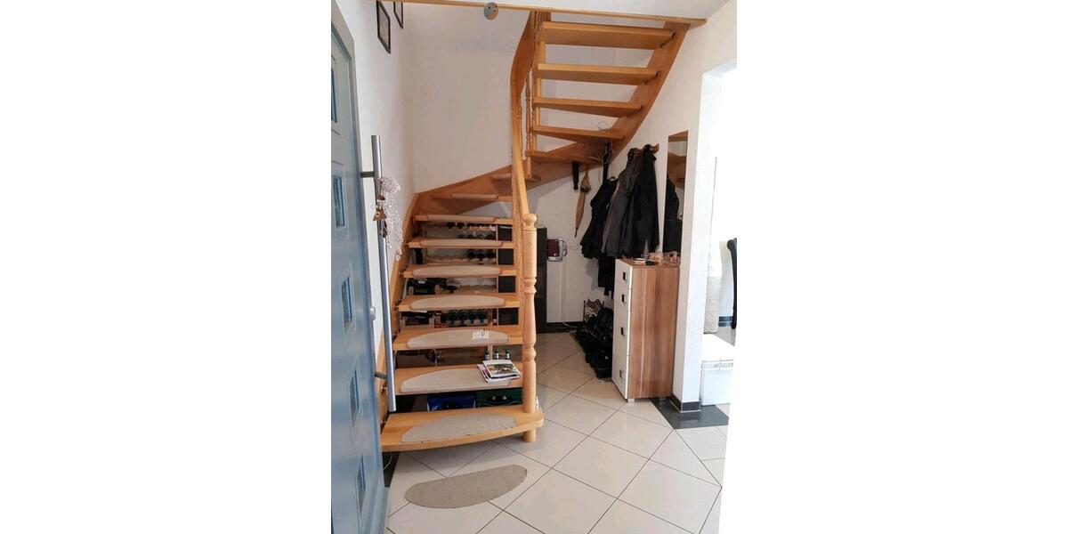 Reihenmittelhaus mit 5 Zimmern in Wolfsburg-Kreuzheide 5 zimmer