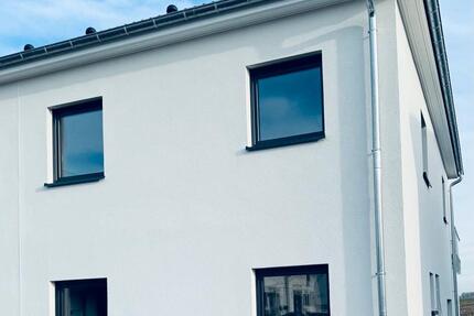 Haus Wolfenbüttel Ahlum - 5 Zimmer, 159 m&sup2;, 2.200&euro; | Angebot:24655254