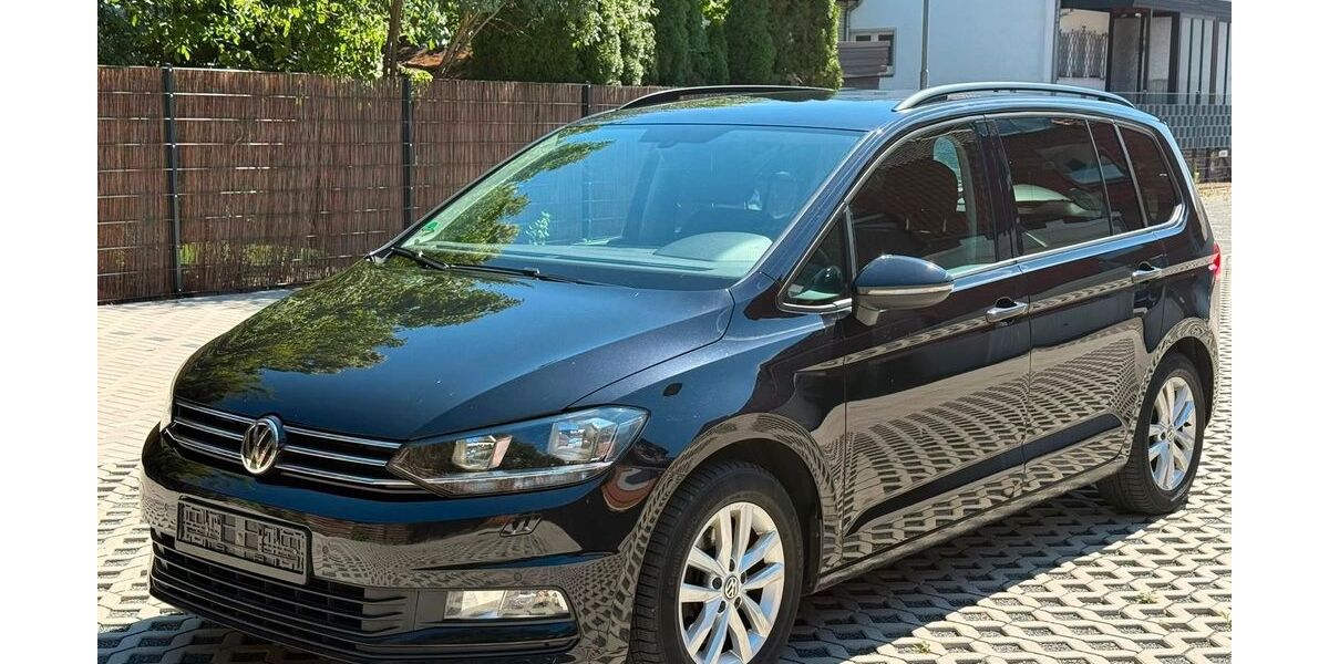 VW Touran 226.000 km 9.800 &euro; Gifhorn 38518