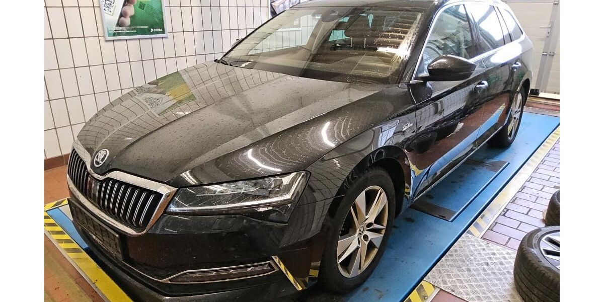 Skoda Superb 298.210 km 13.990 &euro; Braunschweig 38122