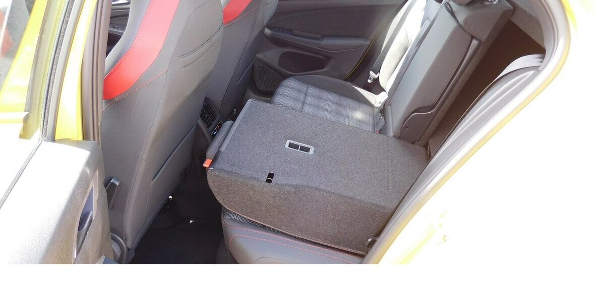 VW Golf 2.0 VIII GTI Performance 4 TRG TSI BMT Navi 29.100 km 24.690 &euro; Vordorf 38533