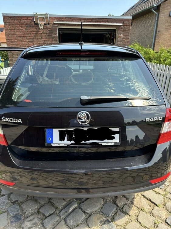 Skoda Rapid 139.000 km 7.700 € Hohenhameln 31249
