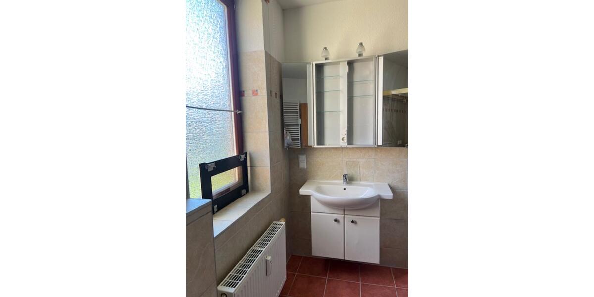 Erdgeschoßwohnung Lehre - 2 Zimmer, 69 m&sup2;, 600&euro; | Angebot:25099008