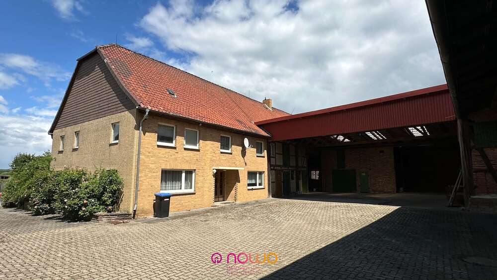 Einfamilienhaus Lengede - 9 Zimmer, 285 m&sup2;, 325.000&euro; | Angebot:21154979