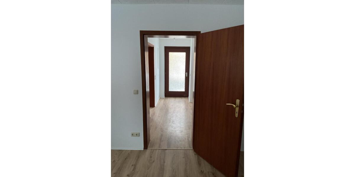 Erdgeschoßwohnung Königslutter am Elm - 3 Zimmer, 67 m&sup2;, 585&euro; | Angebot:24471142