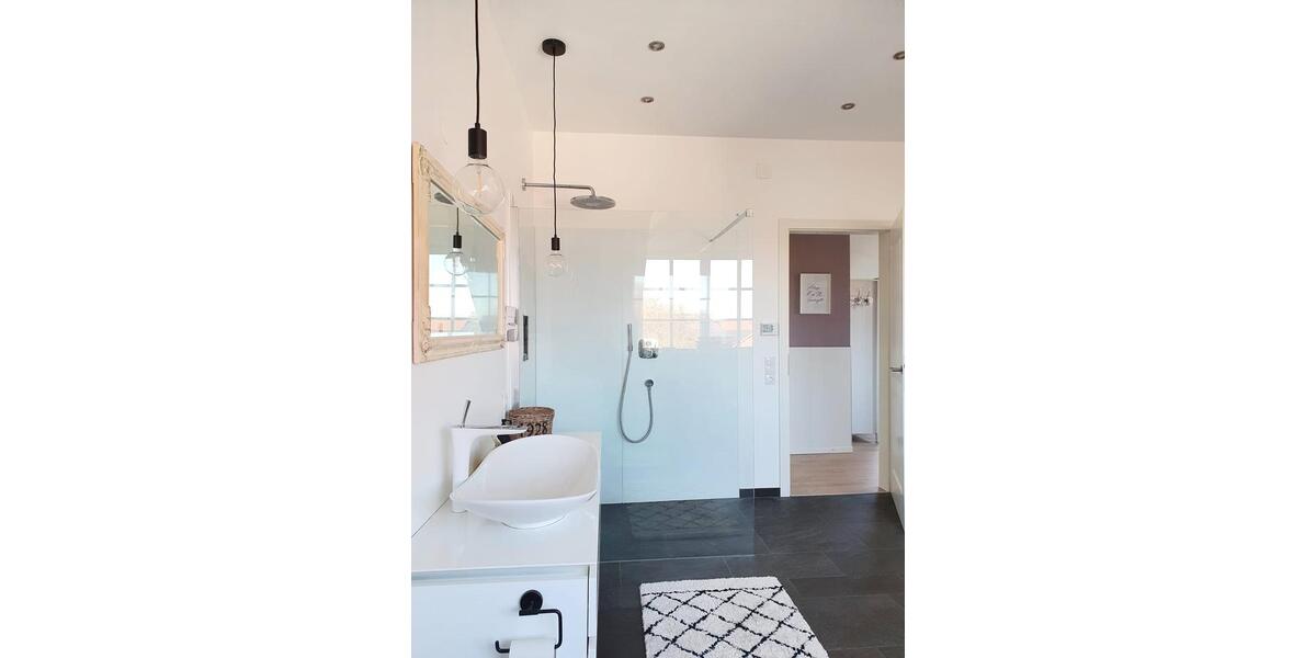 Einfamilienhaus Lehre - 7 Zimmer, 240 m&sup2;, 850.000&euro; | Angebot:25932603