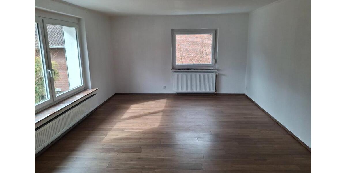 Erdgeschoßwohnung Peine - 3 Zimmer, 80 m&sup2;, 680&euro; | Angebot:26021945