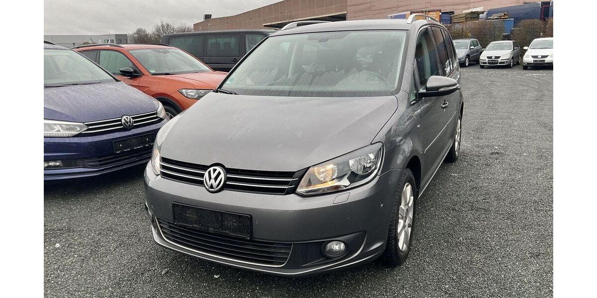 VW Touran 168.050 km 8.990 &euro; Braunschweig Wenden 38110