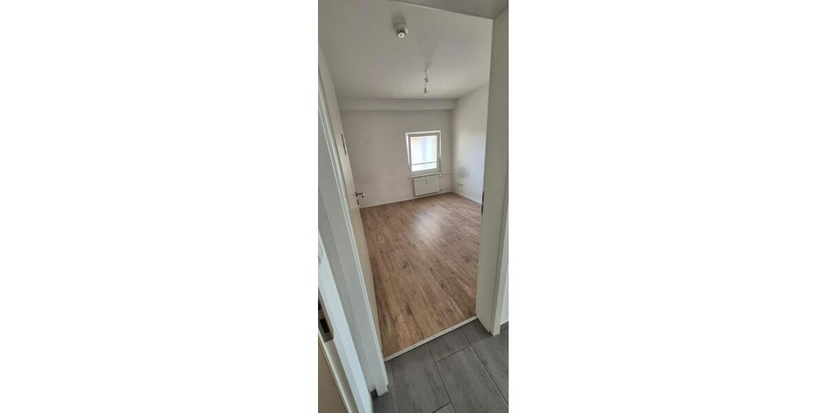 Etagenwohnung Peine Südstadt - 2.5 Zimmer, 73 m&sup2;, 660&euro; | Angebot:26537955
