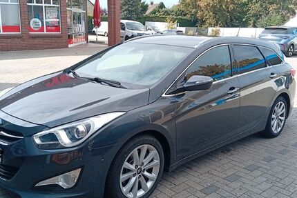 Hyundai i40 207.000 km 4.000 &euro; Salzgitter 38226