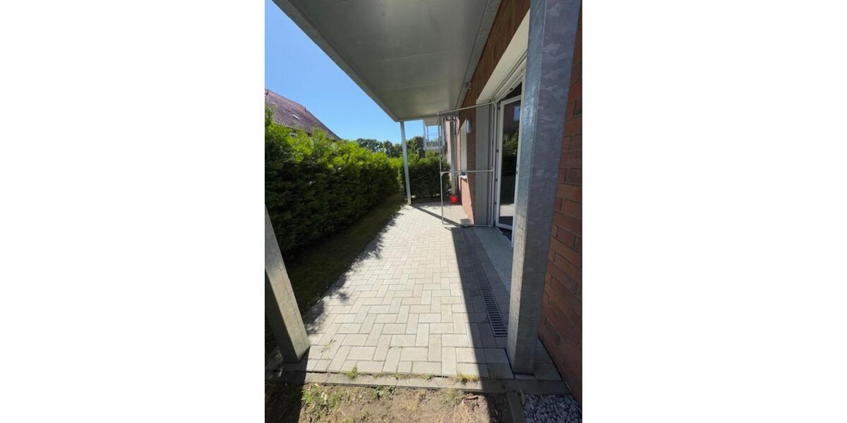 Neuwertige 3-Zi-Whg, EBK, 2Bäder, Tiefgarage, Keller, PV 3 zimmer