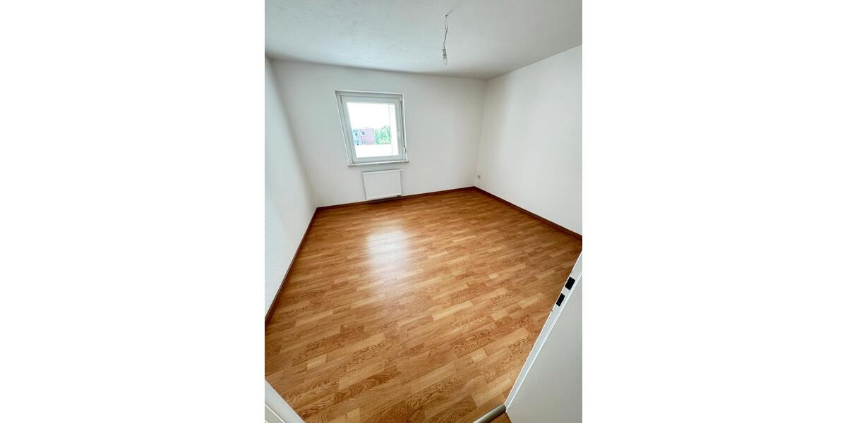 Etagenwohnung Braunschweig Timmerlah-Geitelde-Stiddien - 2.5 Zimmer, 68 m&sup2;, 149.000&euro; | Angebot:24369967