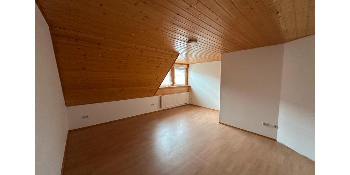 Doppelhaushälfte Rötgesbüttel - 4 Zimmer, 147 m&sup2;, 1.496&euro; | Angebot:25957149