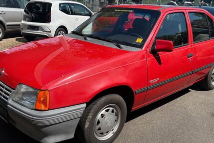 Opel Kadett 69.470 km 3.990 &euro; Königslutter 38154