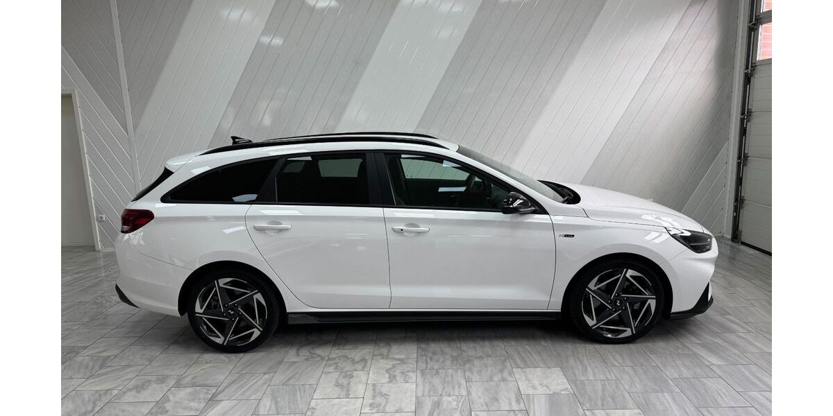 Hyundai i30 15.524 km 25.450 &euro; Liebenburg 38704