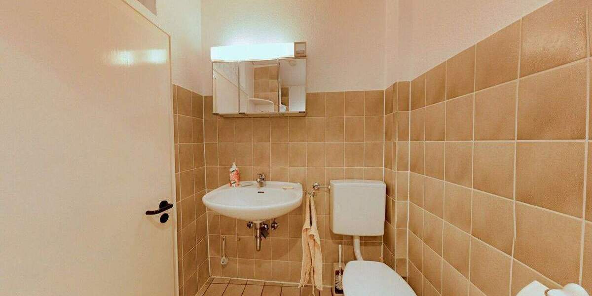 Mehrfamilienhaus, Wohnhaus Wolfenbüttel Stadtgebiet - 8 Zimmer, 172 m&sup2;, 295.000&euro; | Angebot:24775985