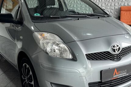 Toyota Yaris 145.000 km 2.749 &euro; Braunschweig 38112