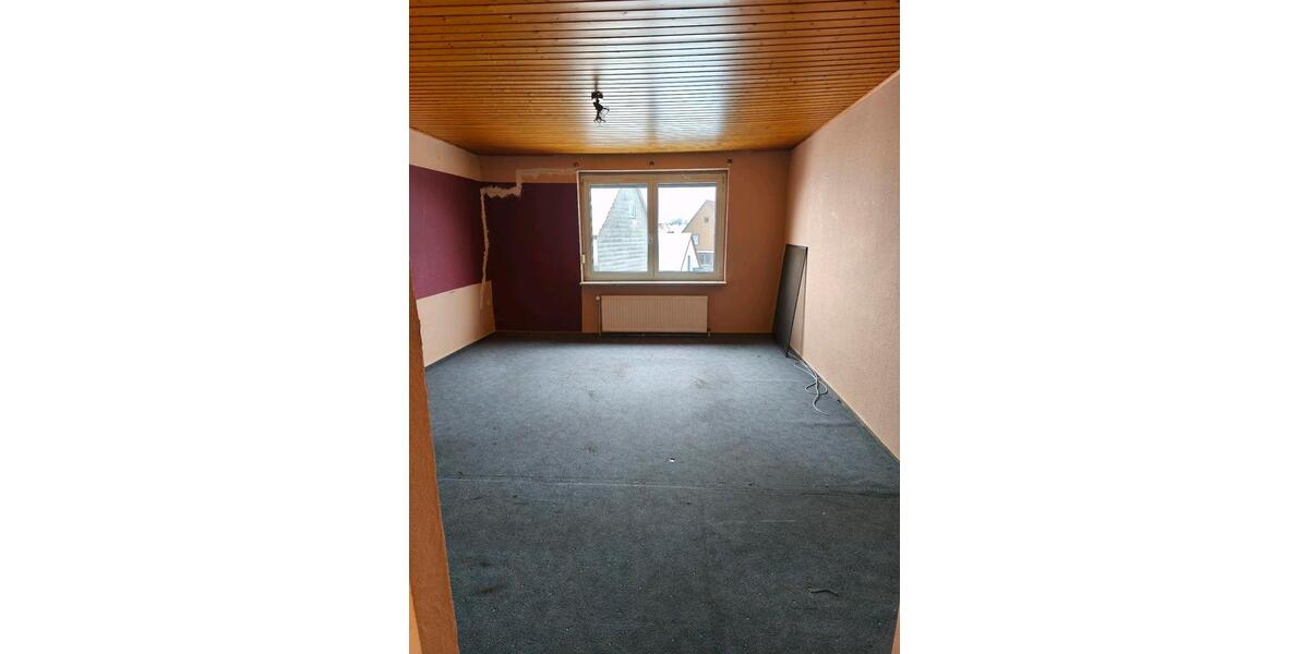 Mehrfamilienhaus, Wohnhaus Salzgitter Ortschaft Südost - 6 Zimmer, 171 m&sup2;, 130.000&euro; | Angebot:24774413