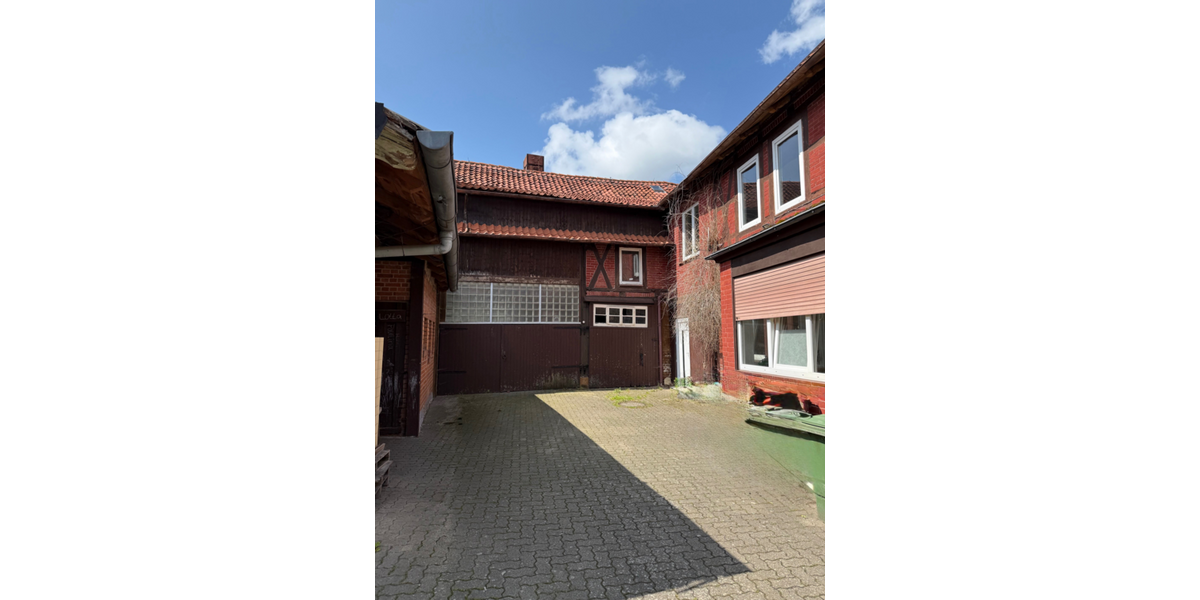 Haus zum Kaufen in Söhlde 260.000 € 218 m² 8 zimmer