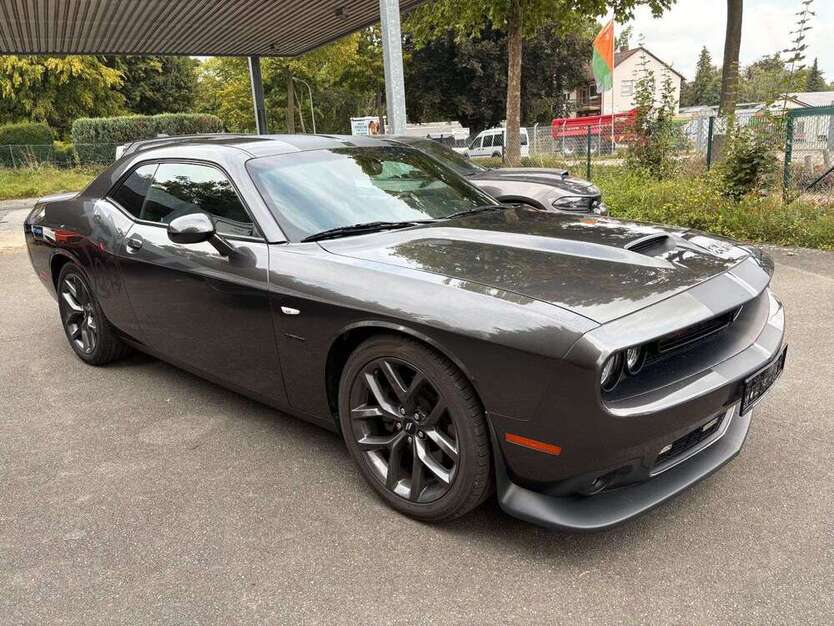 Dodge Challenger 59.753 km 36.990 € Königslutter 38154