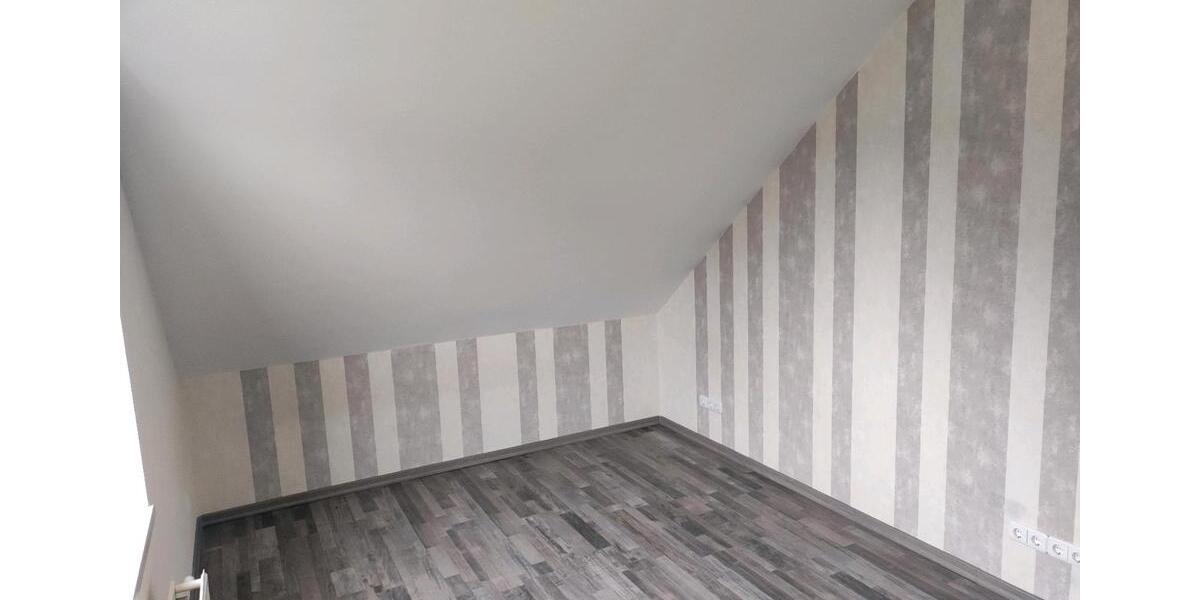 Dachgeschoßwohnung Isenbüttel - 3 Zimmer, 80 m&sup2;, 690&euro; | Angebot:24850239