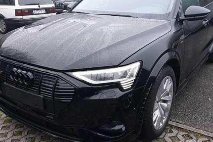 Audi e-tron 58.500 km 41.950 &euro; Salzgitter 38259