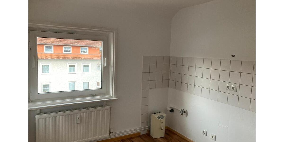 Dachgeschoßwohnung Salzgitter - 3 Zimmer, 60 m&sup2;, 350&euro; | Angebot:25886883