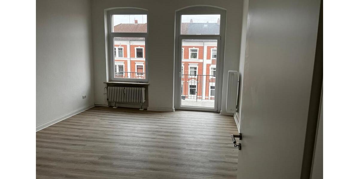 Etagenwohnung Braunschweig Östliches Ringgebiet - 3 Zimmer, 108 m&sup2;, 1.100&euro; | Angebot:24535288