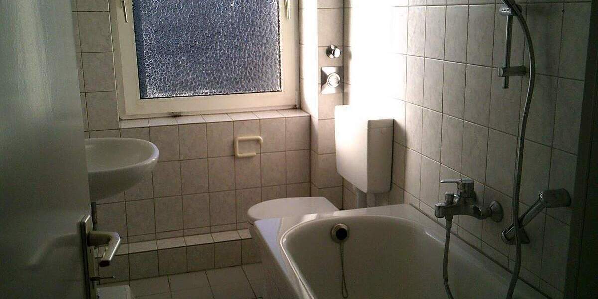 Etagenwohnung Salzgitter Lebenstedt - 2 Zimmer, 50 m&sup2;, 294&euro; | Angebot:25822090